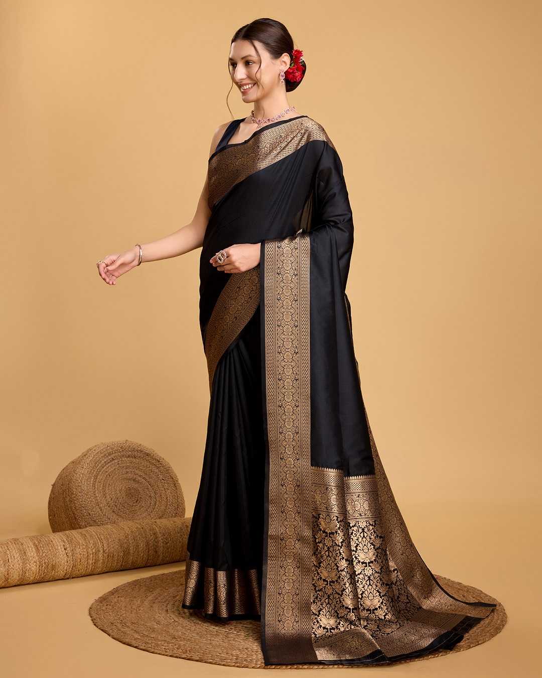 01Anamika-Black-4-2