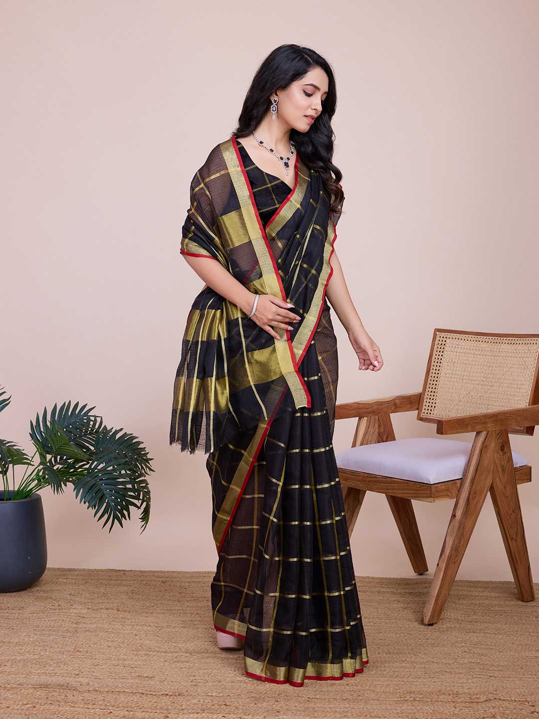 Anupama01-Black-3-1